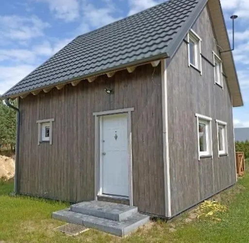 Drewniany Domek Na Kaszubach U Oli